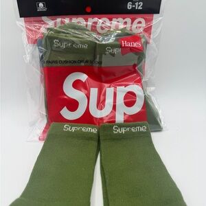 Supreme Olive Crew Socks
